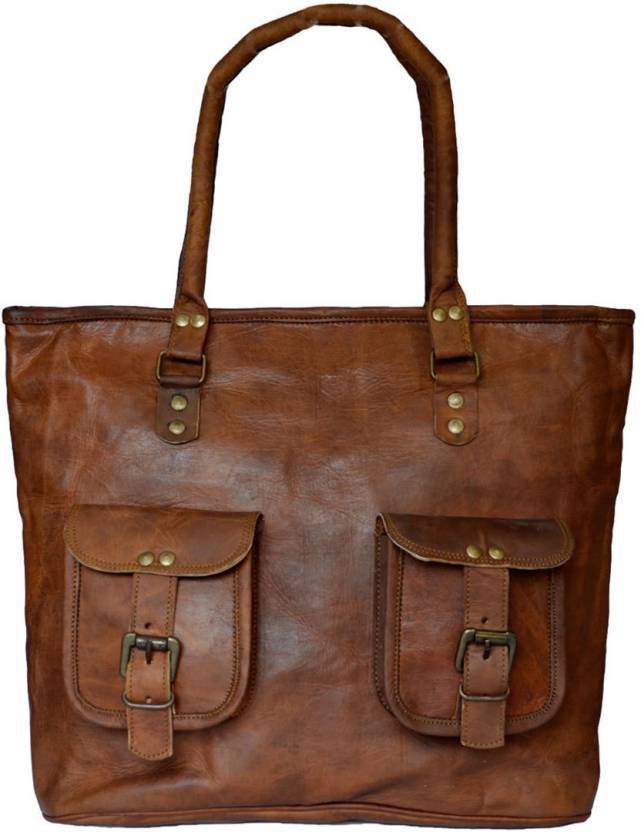 Messenger in pelle. Marrone Coloniale Messenger in pelle. Marrone Coloniale