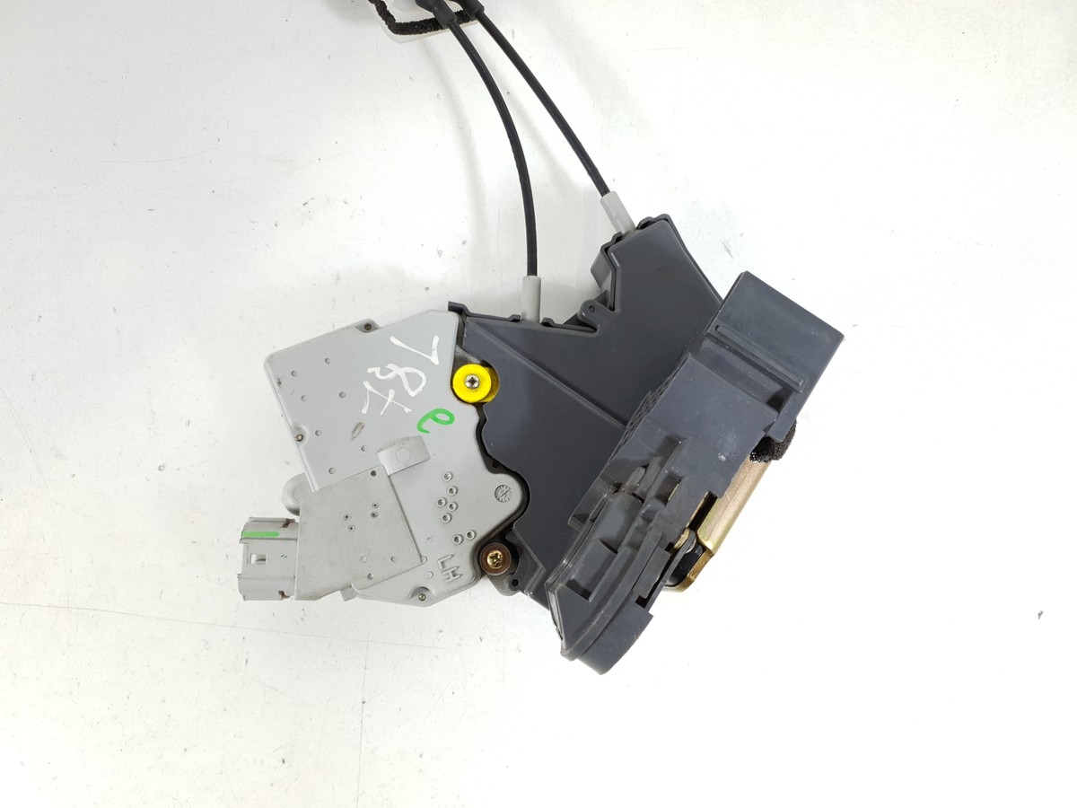 Nissan 350 Z 350Z 1 gen 2006 RHD Front Left Door Lock Actuator OEM