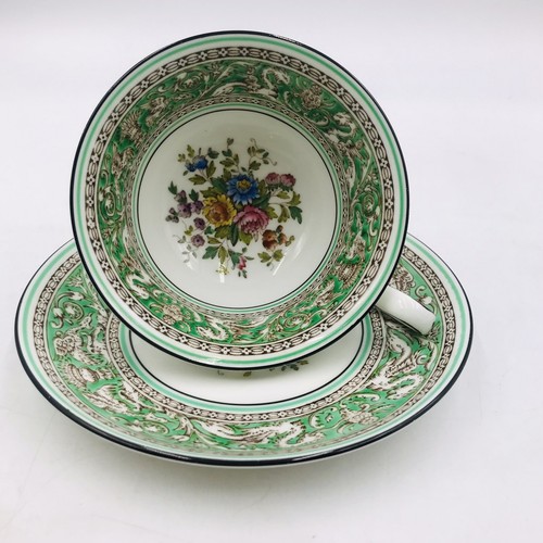 Wedgwood Florentine Green Porcelain Cup&Saucer Made In England Peony Dragons Tea - Picture 1 of 11