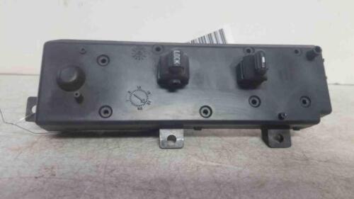 99 - 04 JEEP GRAND CHEROKEE Front Passenger Window Switch & Key Fob Receiver