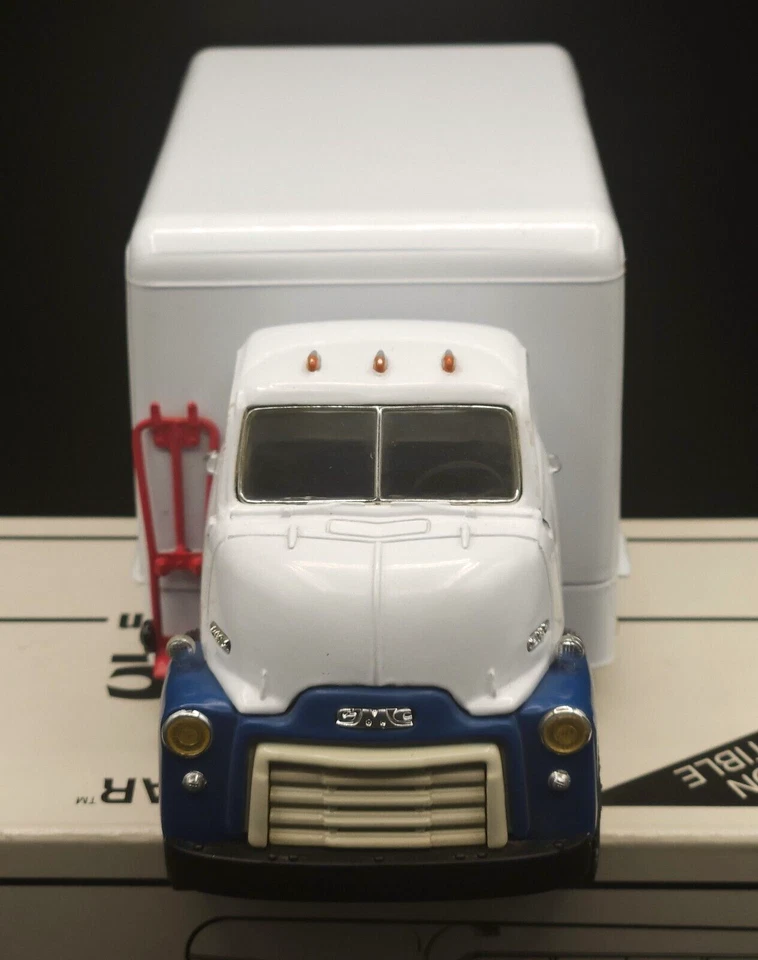 First Gear 52 1952 GMC Insulated Van West Virginia Beer Ale Brewing 19-1243 1:34 - Image 3 of 4