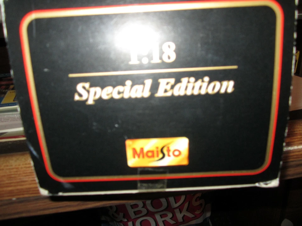 Coche diecast Maisto edición limitada 1955 Mercedes-Benz BLANCO 300 S convertible 1:18 nuevo en caja Foto 4 de 4