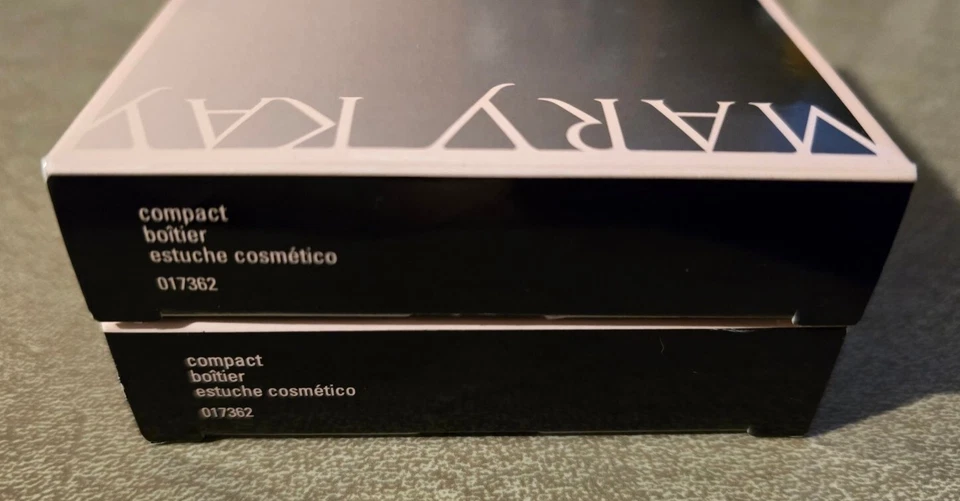 Mary Kay Negro Magnético Espejo Compacto 017362 Nuevo X2... ¡Envío Gratis! Foto 3 de 3