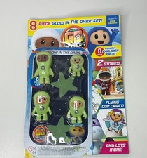 Go Jetters Glow In The Dark figures and bbc magazine Issue No. 106 & stickers