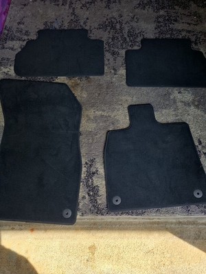 Audi Q5 Carpet Car Floor Mats 2017-2025 OEM