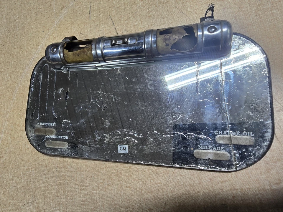 DE COLECCIÓN GM VISERA ILUMINADA TOCADOR ESPEJO PONTIAC BUICK CHEVY 39 40 41 46 47 48 49 Foto 2 de 4