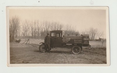 VINTAGE PHOTO/SNAPSHOT - 1920's STANDARD OIL/RED CROWN GAS/POLARINE OIL TRUCK