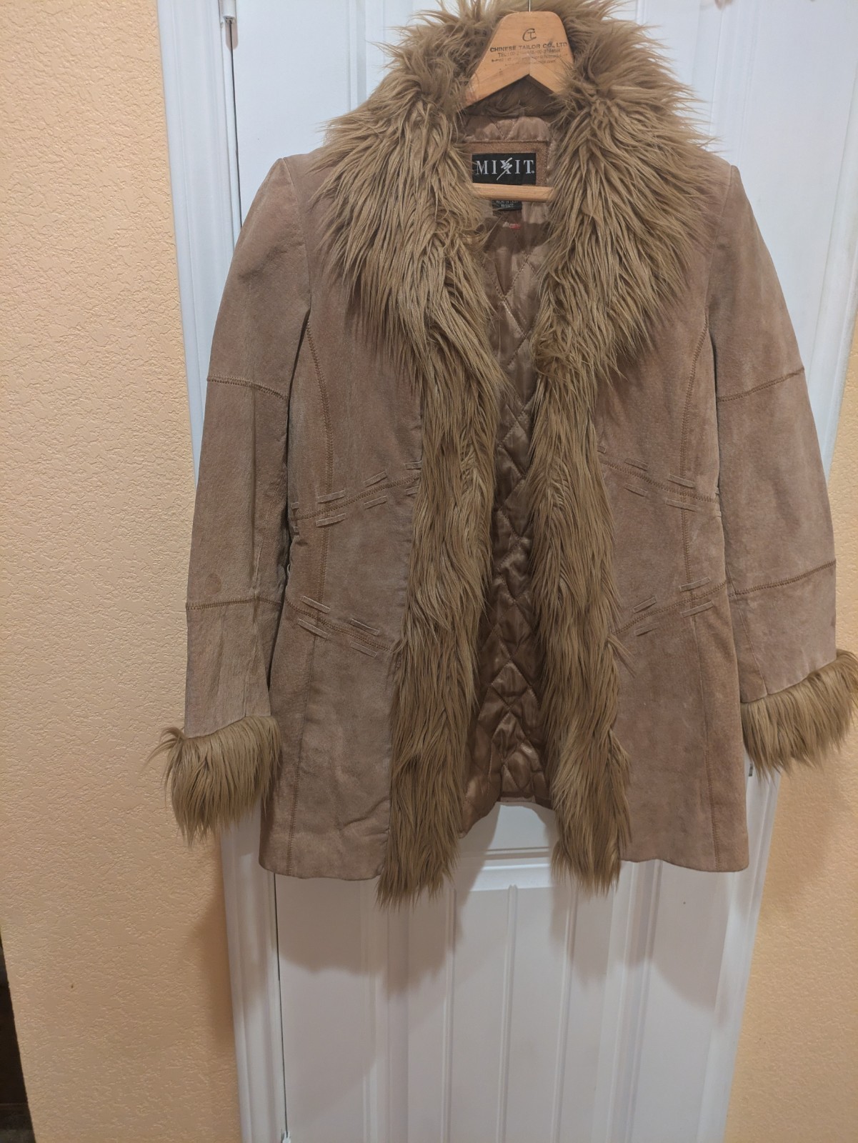 Picture 3 of 10