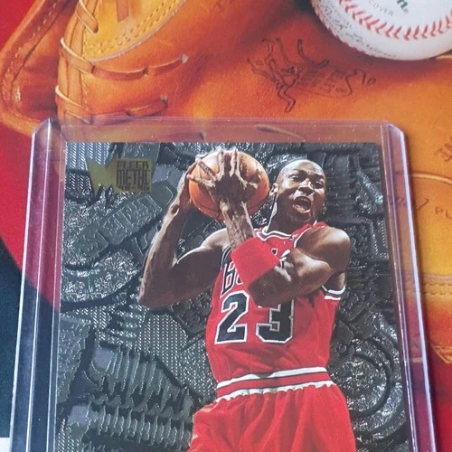 Fleer Metal 1995-96 Michael Jordan #212 Chicago Bulls Basketball Card