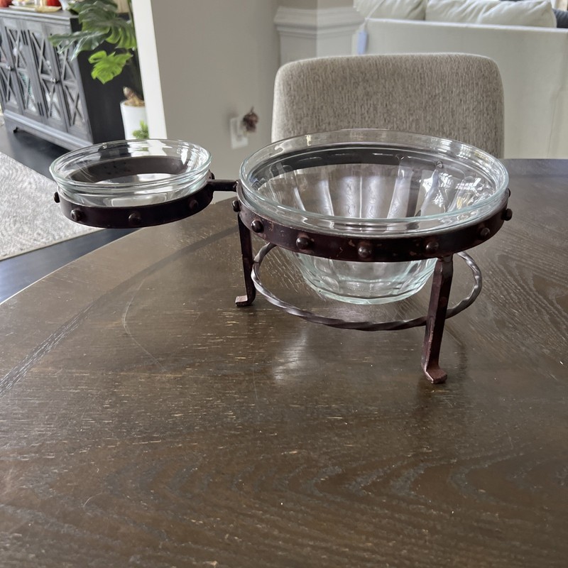Chip & Dip  GLASS SERVING BOWLS W/ BRONZE COLORED Rustic Metal HOLDER
