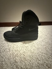 Big Kid's Nike Woodside 2 High Black/Black-Black 524872 004 Size 5Y