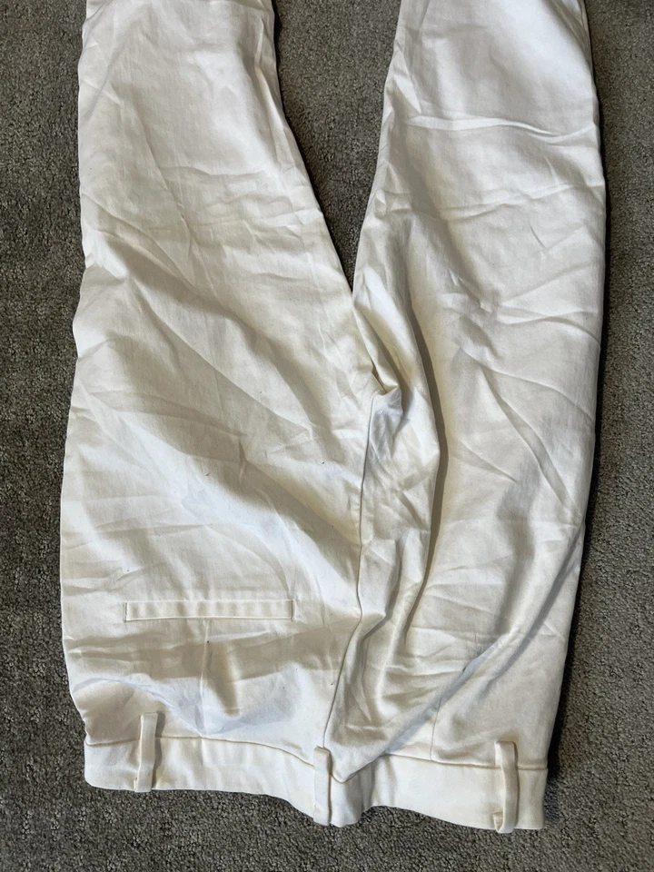 Pantalones de vestir H&M para mujer 6 blancos informales de negocios con cremallera lateral al tobillo Foto 4 de 4