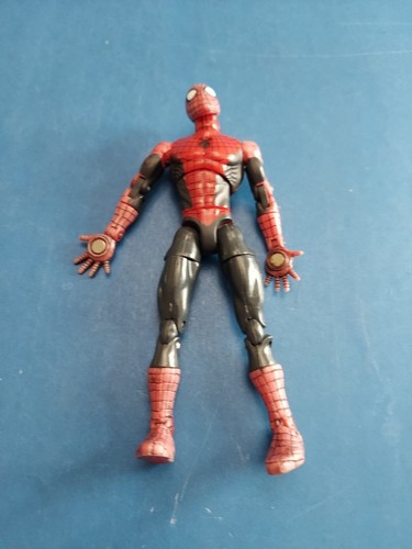Toybiz Marvel Spiderman 2003 magnético 6" Spiderman posable pantalones lisos - Imagen 3 de 5