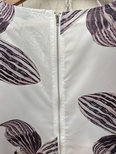 Women's CBR Boutique Floral White Peach Top Size XL Long Sleeve Back Zip NWT - Picture 5 of 6