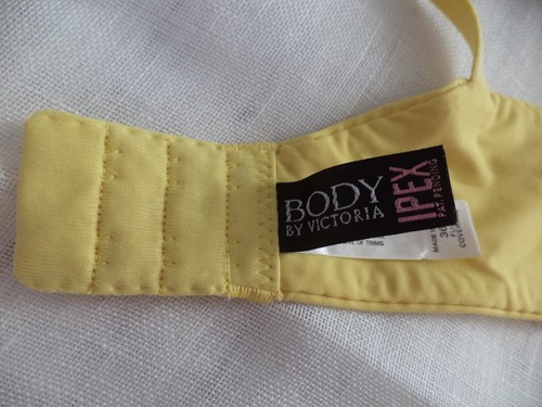 Victoria Secret Body By Victoria IPEX Yellow Bra 36C Full Coverage - Picture 5 of 8