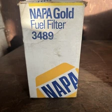 NOS Napa Gold Fuel Filter 3489 Same As Wix 33489
