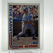 1982 Topps Steve Garvey In Action Baseball Card #180 NM-Mint FREE SHIPPING