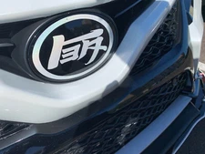 2018 AND UP C AMRY FRONT EMBLEM DECAL OVERLAY GHOST PEARL BRUSHED TEQ LOGO