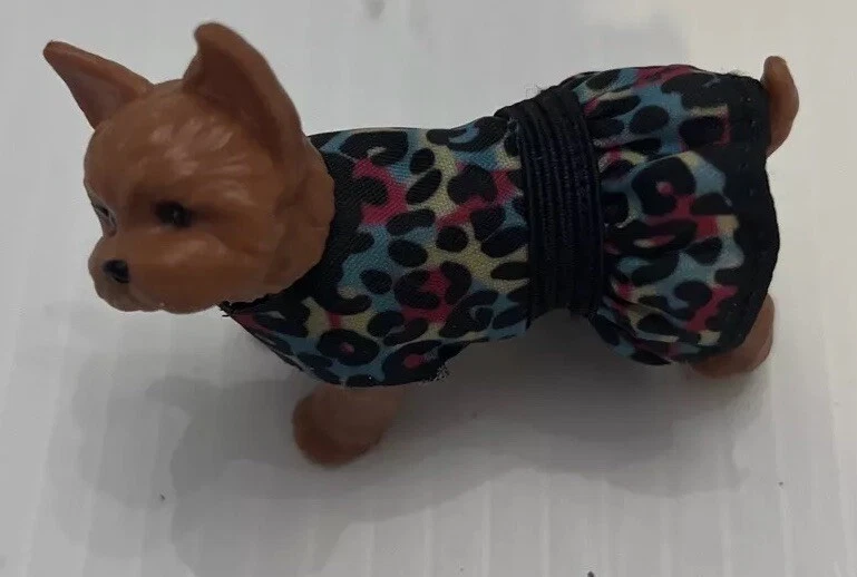 Real Littles Cutie Carries Rainbow Carrier Yorkshire 2022 Foto 2 de 4