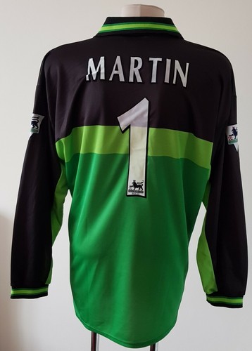 2000 Goalkeeper football Puma shirt #1 