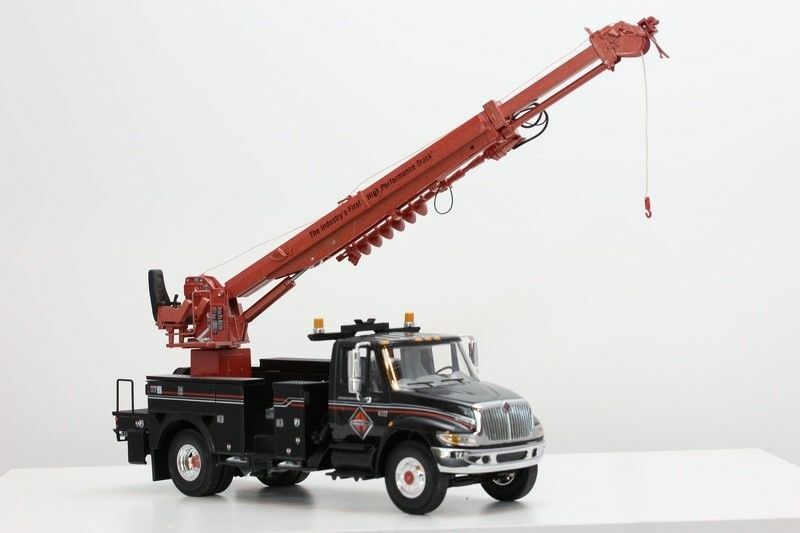 Miniature First Gear 1/34 International 4400 Grue - 1955 Noire - Montée
