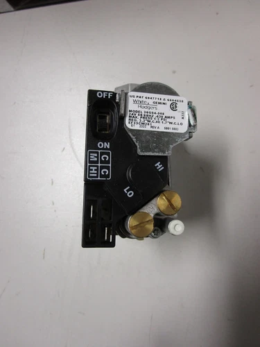 MANIFOLD GAS VALVE - EMERSON / WHITE-RODGERS #EF33CW201 / #36G54-508B1 - NEW