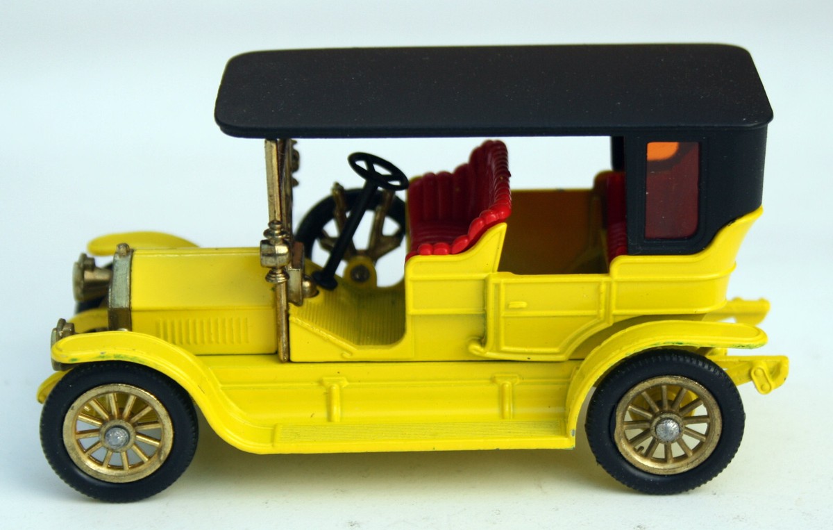 珍当時物。マッチボックス　Peugeot イエスタイヤーモデル　ワンオーナー Matchbox 'Models Of Yesteryear' Y-5 Peugeot 1907, Yellow, 1