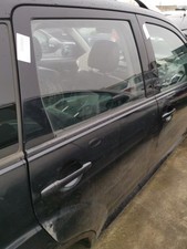 Porte arrière et accessoires Peugeot 4007