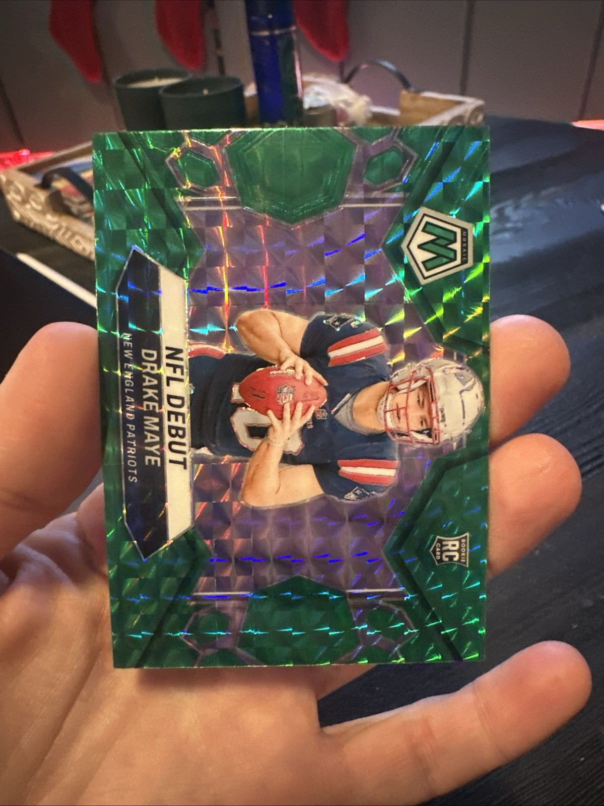 2024 Panini Mosaic - NFL Debut Green Mosaic Prizm #273 Drake Maye (RC)