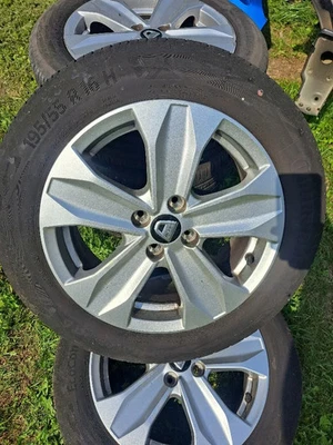 1x Alufelge 15 Zoll 5.5" 4x114.3 403009186R Dacia Sandero Rim Wheel - Bild 1 von 4