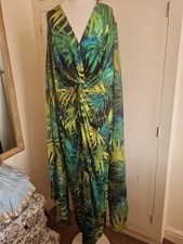 Body Flirt Green Palm Print Dress , Size 18
