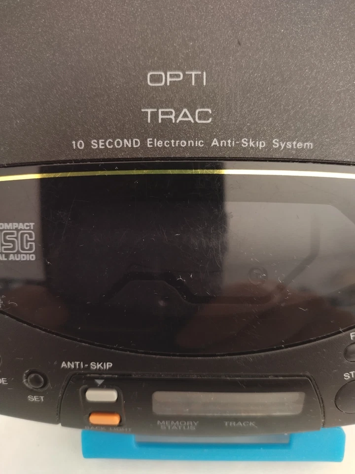 Fisher PCD-60 Reproductor de Disco Compacto Portátil Personal CD + Accesorios Cables Estuche Foto 2 de 4