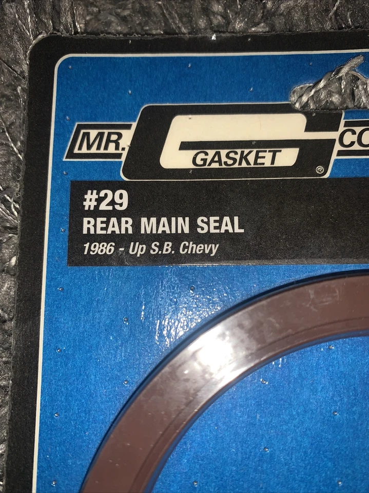 New Mr Gasket #29 Rear Main Seal, 1986-Up Small Block Chevy - Image 2 of 2