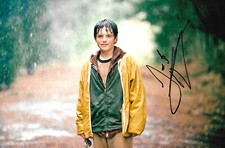 Josh Hutcherson autograph signed 20x30 cm picture