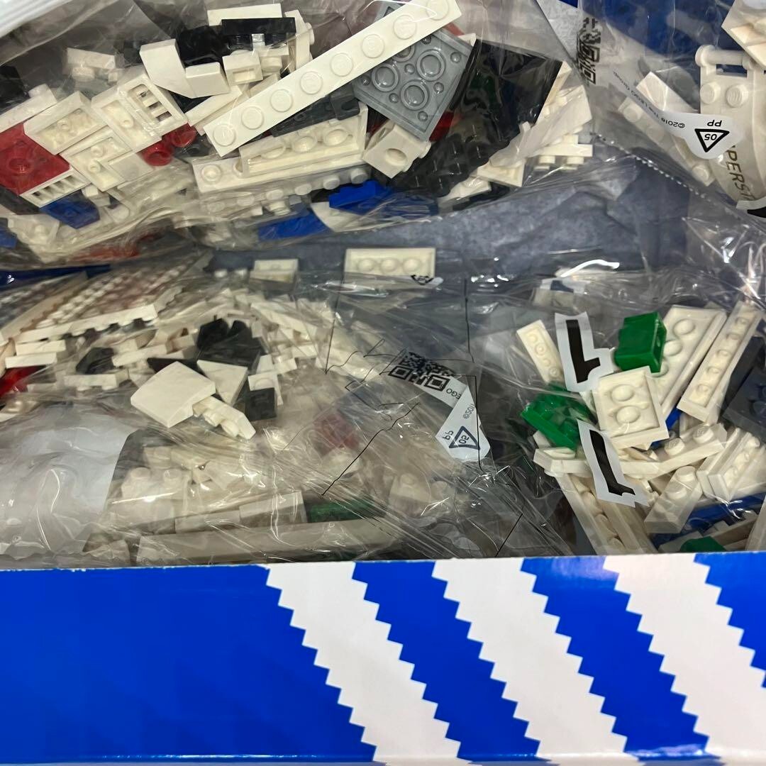 ヒーローズ LEGO 10282[Unassembled] LEGO x adidas Sneaker Superstar 731