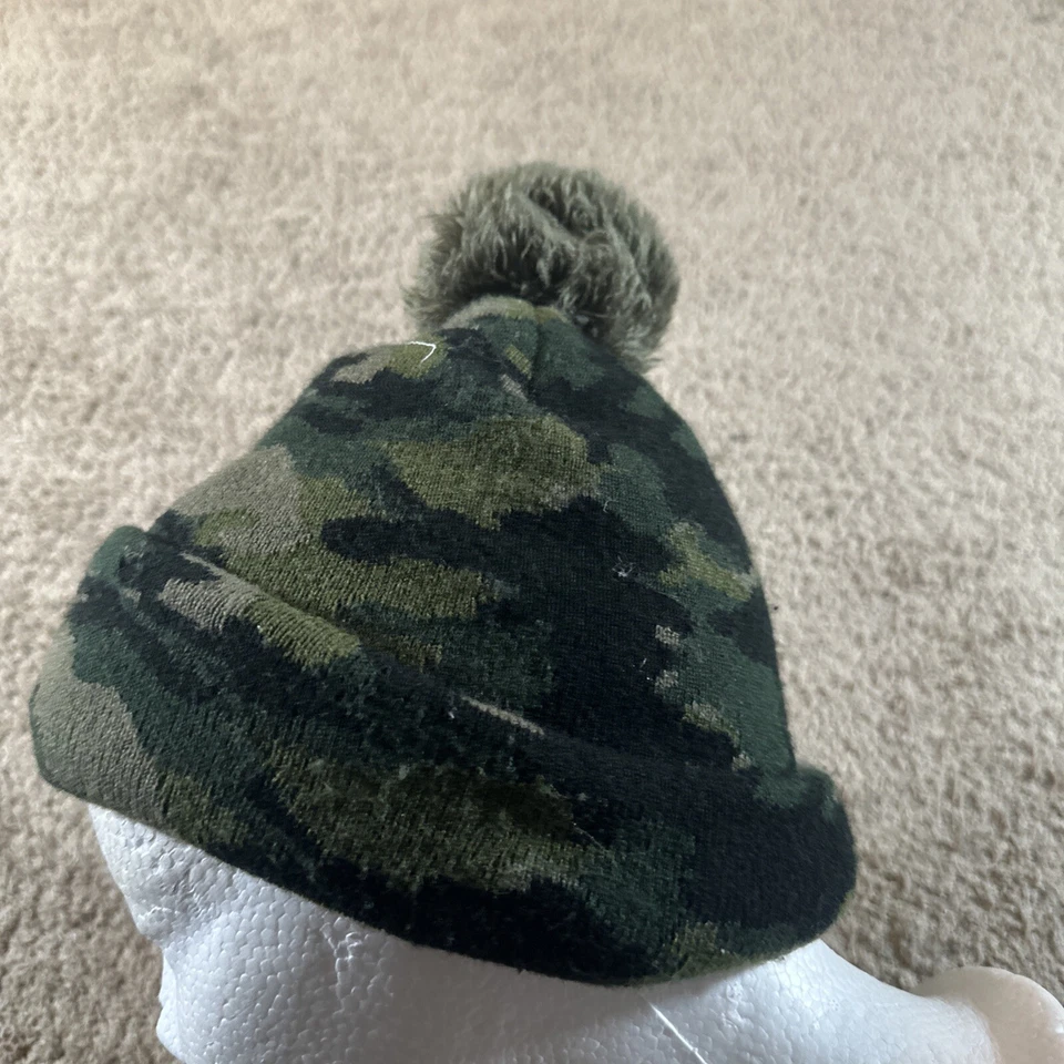 Nike Gorro Gorra Juvenil Verde Camuflaje Pom Puños Forrado Swoosh Foto 2 de 4