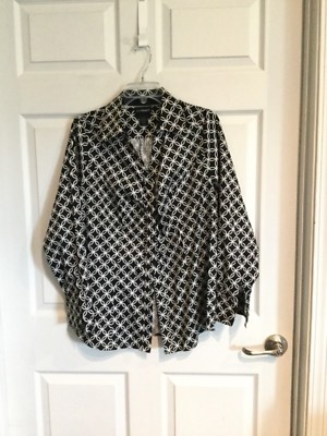 Lane Bryant women s 14 Long Sleeve v Neck button Down Black white shirt -