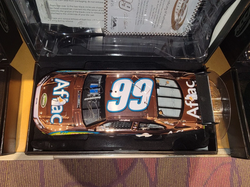 Carl Edwards #99 2011 autografiado - Afflac - 1/24 Elite Fusion - acabado cobre Foto 3 de 4