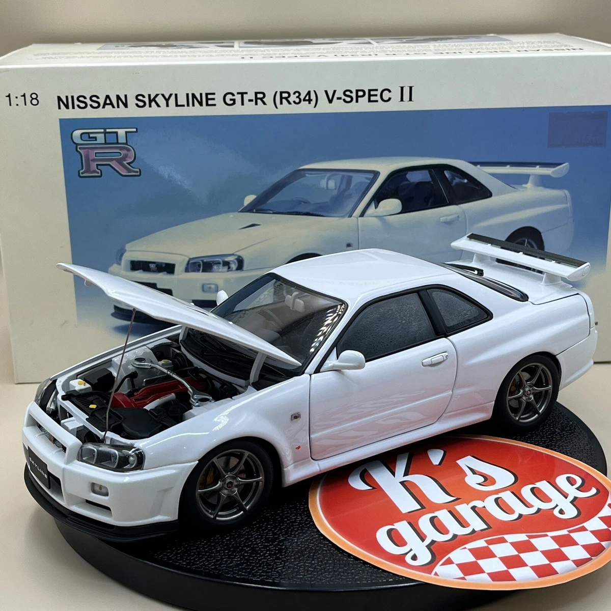 AUTOart Nissan Skyline Contemporary Manufacture Diecast Cars