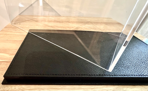 Display box / Boîte vitrine BBR 1:18 - Base similicuir noir - Not new / Occasion - Afbeelding 4 van 5