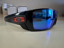 Oakley Batwolf Sunglasses OO9101-5827 Polished Black Prizm Sapphire 827