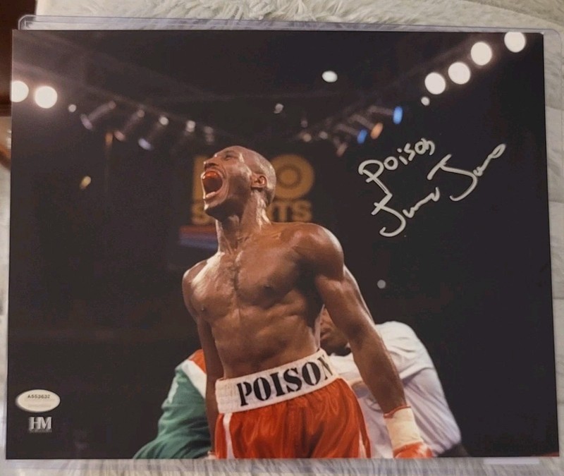 AUTOGRAPHED Junior  Jones 8 X 10 Photo!  Schwartz Authentic. Inscribed "POISON"