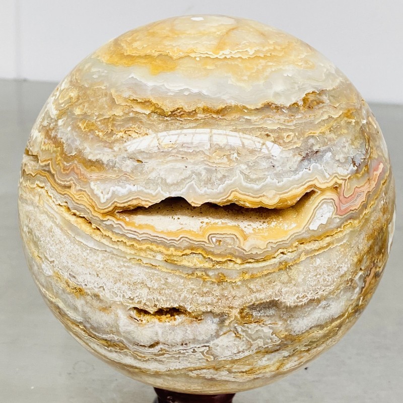 Natural thousand-layer agate crystal ball healing 3380G