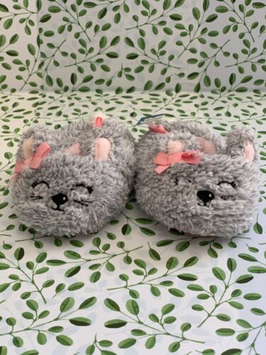 Gray and Pink Fluffy Size 2 Bunny Slippers - Afbeelding 1 van 4