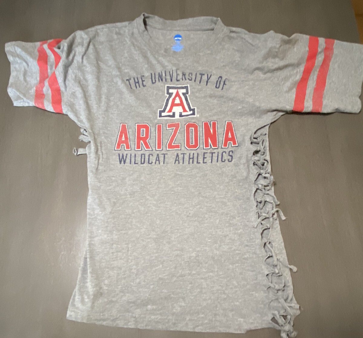 Arizona Wildcats Shirt Women’s Large Grey Open Sides Football NCAA