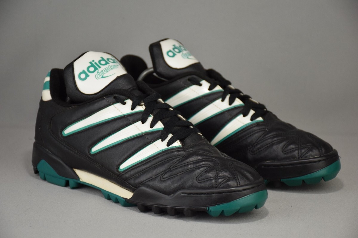 RARE Adidas Questra 1995 Vintage Football Soccer Shoe Size RARE Adidas Questra 1995 Vintage Football Soccer Shoe Size