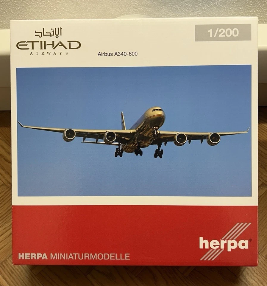 HERPA 1/200 A340-600 AIRBUS Etihad Airways art Herpa  556347  w/Stand  NEW - Immagine 2 di 4
