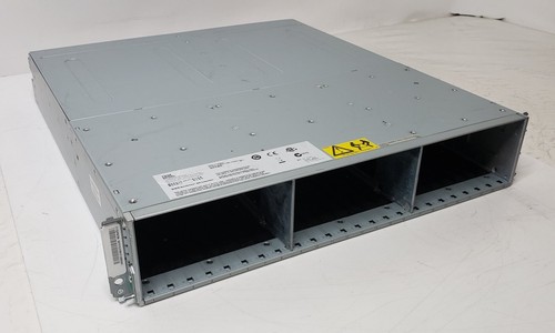 IBM DS8000 - Baie SFP 2,5 pouces 24 disques + baie de stockage sans disque dur - Photo 8/16