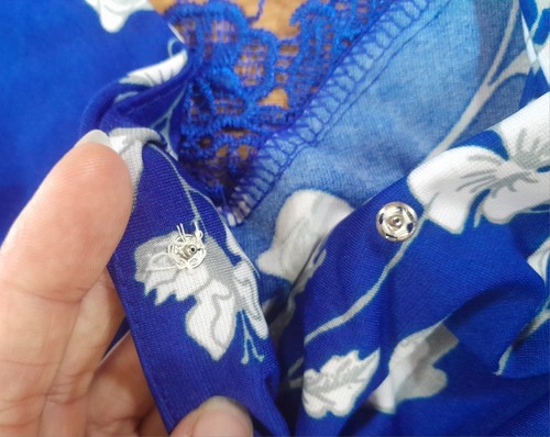 JON & ANNA Dress Blue & White V-Neck Floral Empire Waist Smocked Maxi Sz Med - Picture 11 of 11