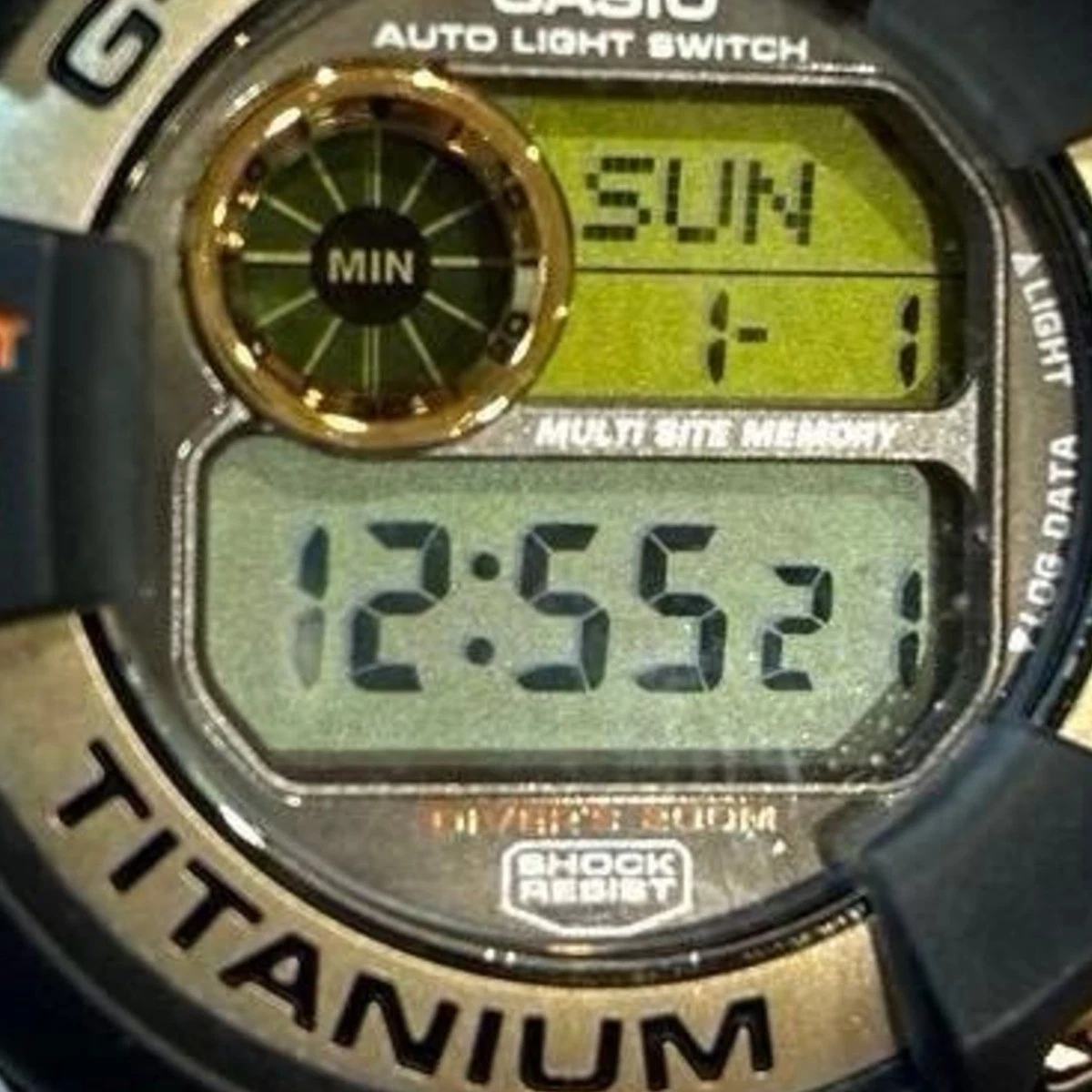 Casio G-Shock Frogman DW-9902GWC-8JR W.C.C.S. Reloj limitado titanio oro negro